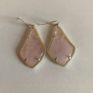 Kendra Scott Alexa earrings in rose quartz